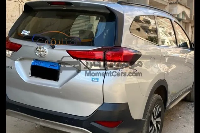 تويوتا رش 2019 اتوماتيك جميع الكماليات للبيع