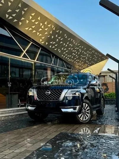 نيسان باترول 2024 بلاتينيوم 6000 كم للبيع