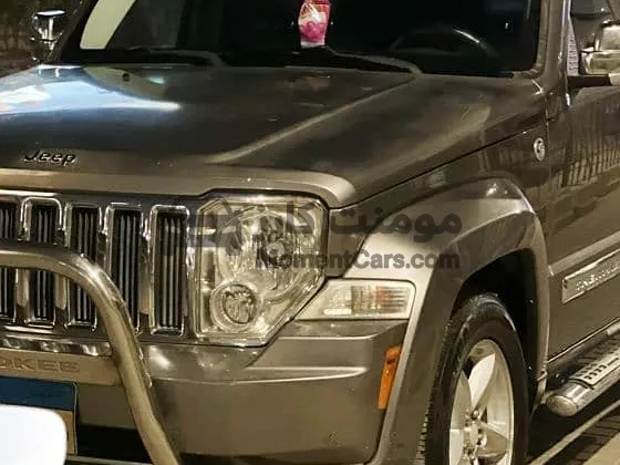 جيب شيروكي 2013 اتوماتيك حالة ممتازة للبيع