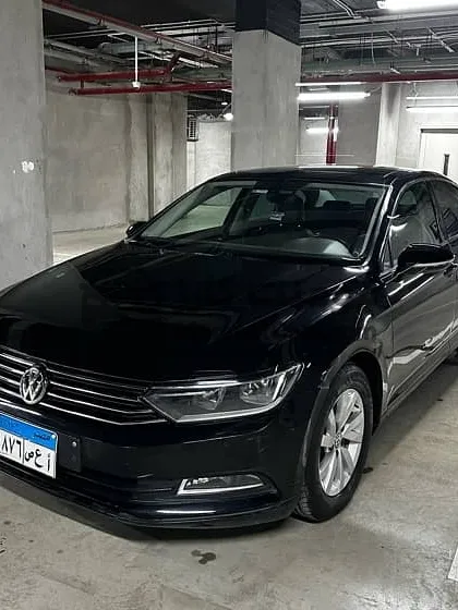 فولكس باسات 2018 فرش جلد عداد قليل للبيع