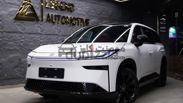 تويوتا BZ3X 2025 كهرباء SUV جديدة جلد