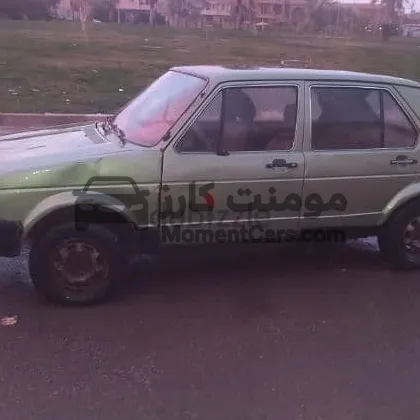 جولف 1 ألماني 1980 بحالة جيدة للبيع