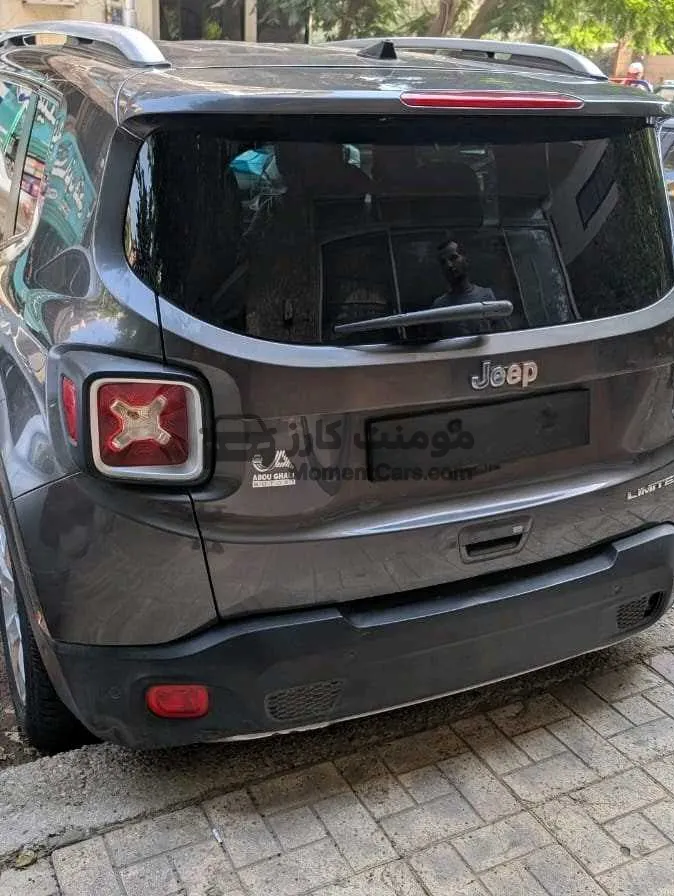 جيب رينيجيد 2018 فئة تانية اتوماتيك للبيع