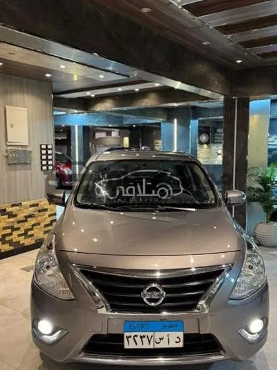 نيسان صني 2022 اتوماتيك فئة أولى للبيع