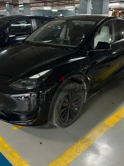 تيسلا موديل Y 2023 برفورمانس أعلى فئة للبيع