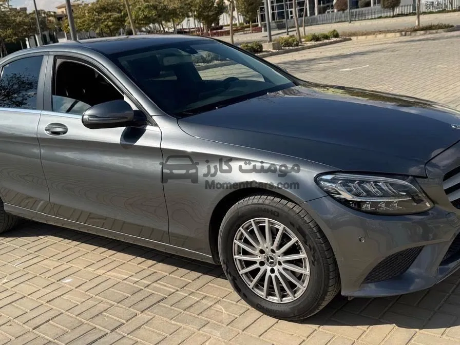 مرسيدس C180 2020 فابريكة بالكامل 70,000 كم