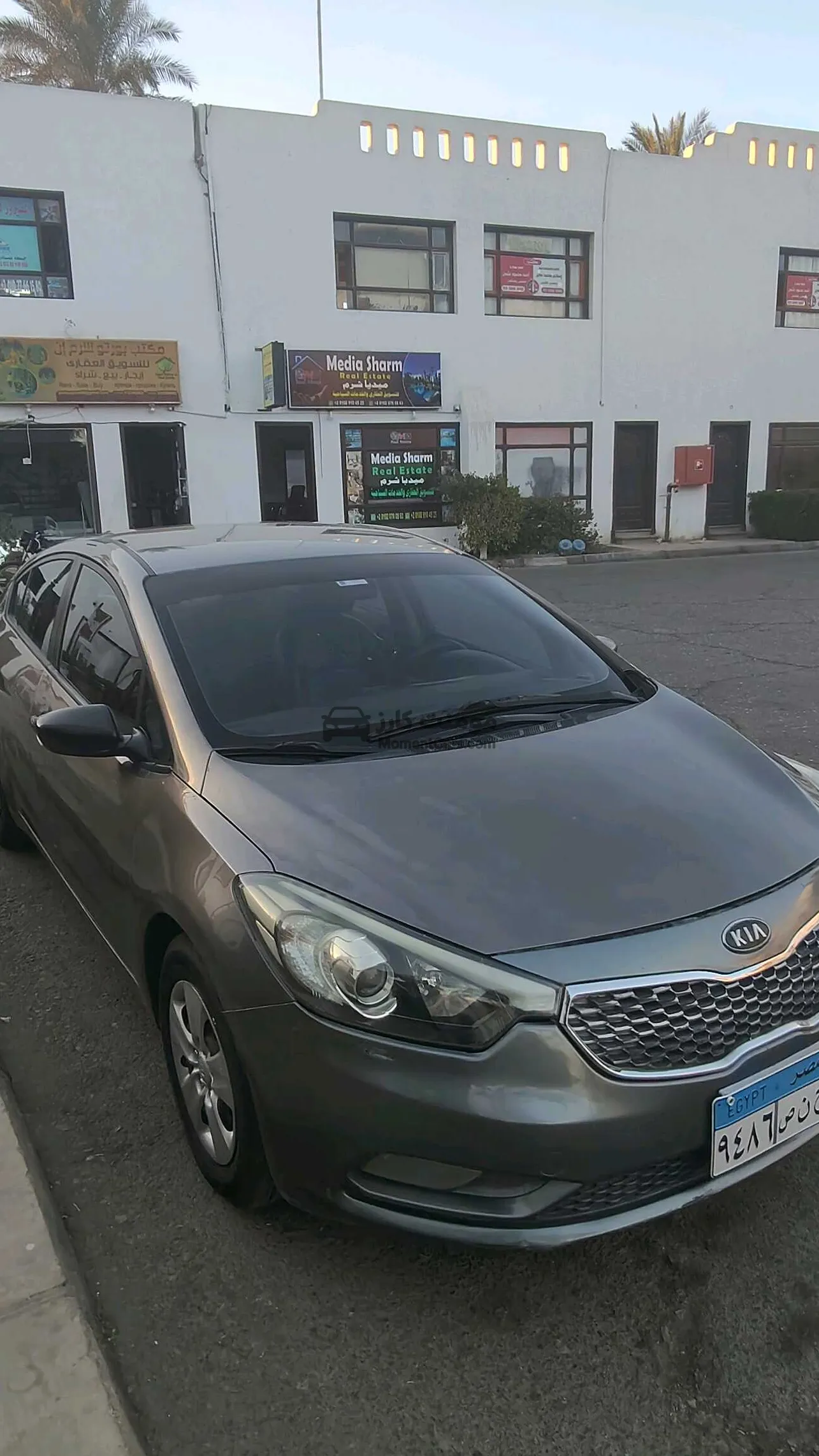 كيا سيراتو K3 2014 فئة أولى اتوماتيك فابريكة دواخل