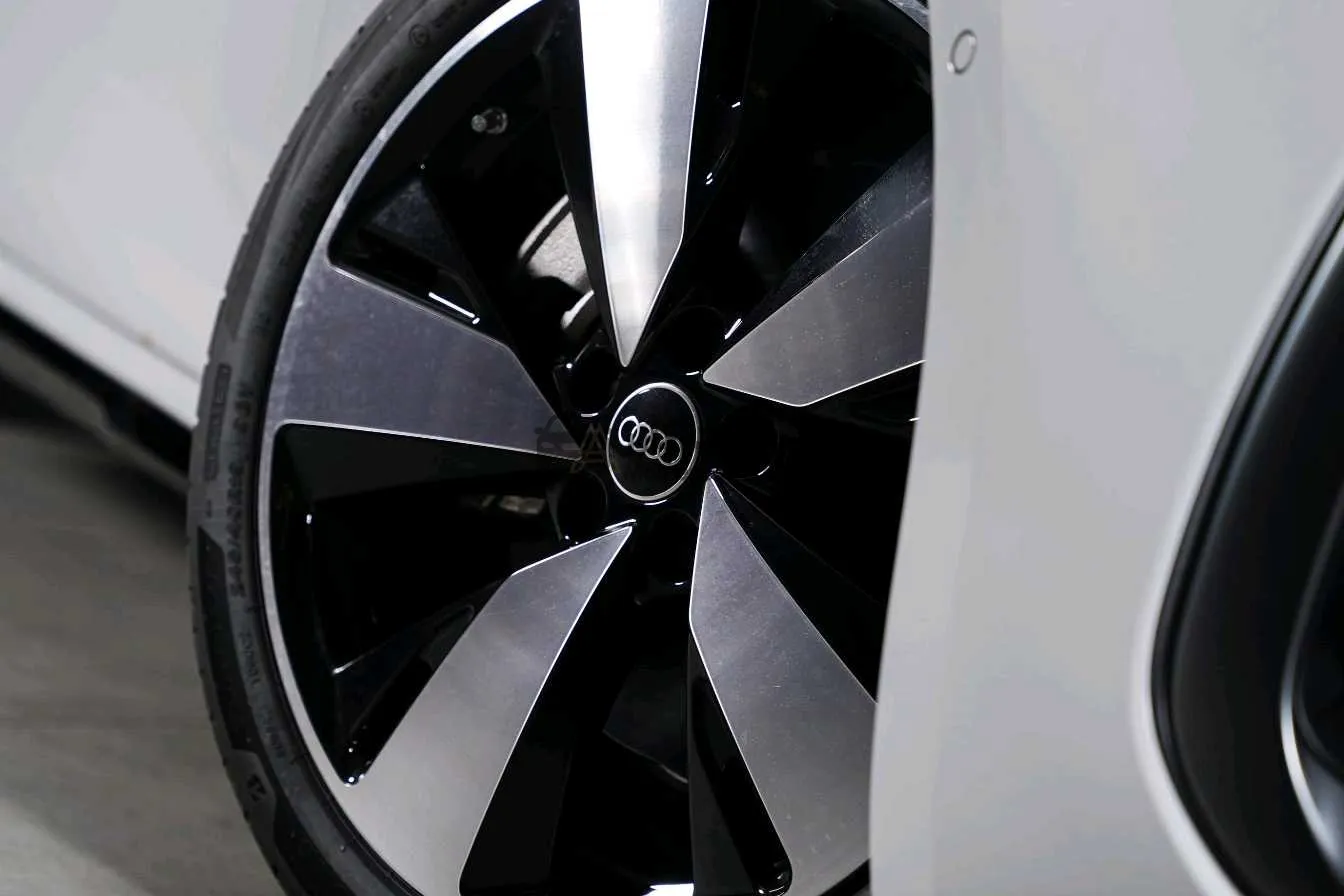 أودي A5 2026 سيدان جديدة 2000 سي سي للبيع