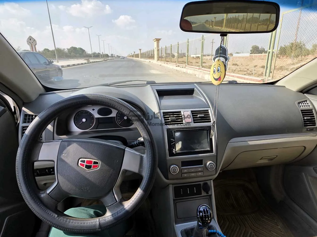 جيلي ايمجراند 7 2015 سيدان مانيوال للبيع