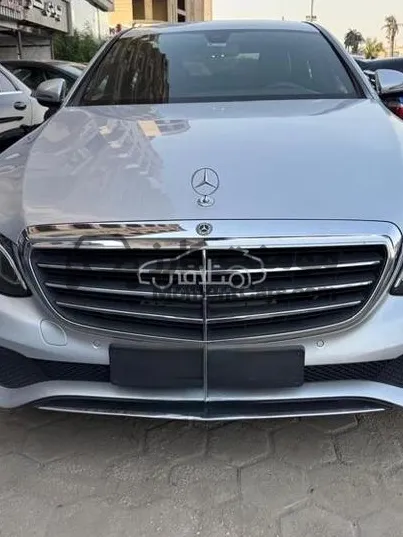 مرسيدس E 180 2016 أفانتجارد بحالة الزيرو