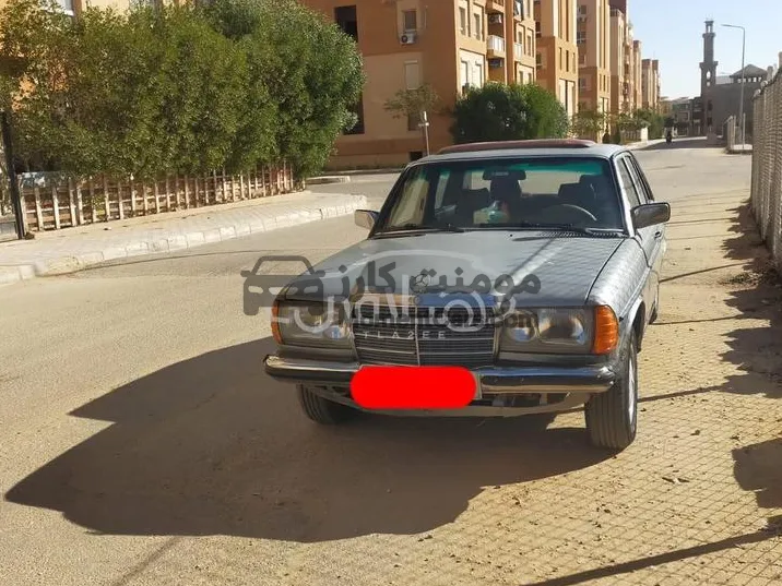 مرسيدس E200 موديل 2022 بريميوم 28 ألف كم للبيع