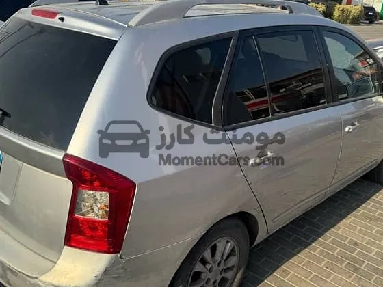 كيا كارينز 2011 اتوماتيك SUV للبيع