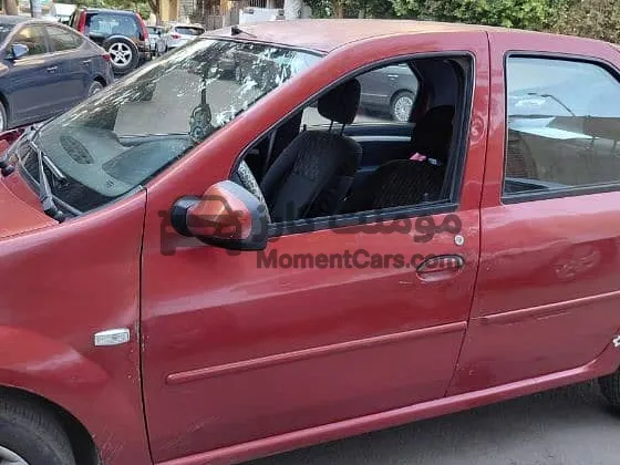 رينو لوجان 2013 أوتوماتيك رخصة سنة قوات مسلحة