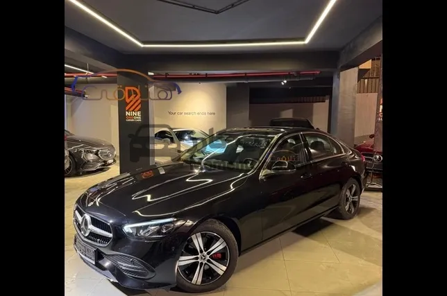 مرسيدس C 180 2023 اتوماتيك سيدان للبيع