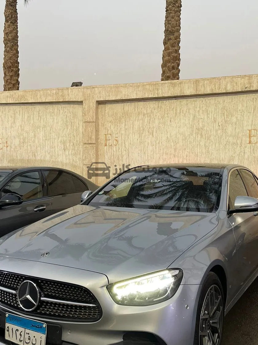 مرسيدس E300 2021 وكيل - 77 ألف كم - اتوماتيك