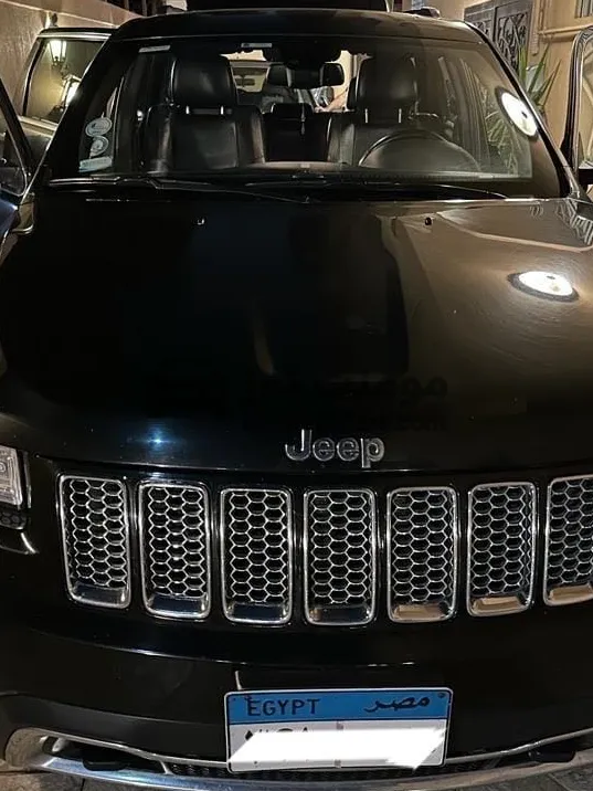 جيب جراند شيروكي 2015 فبريكة 8 سلندر للبيع