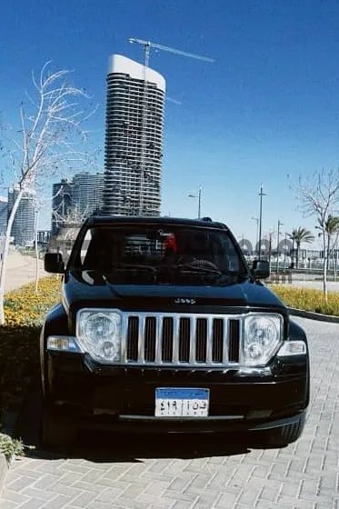 جيب شيروكي 2012 حالة ممتازة للبيع