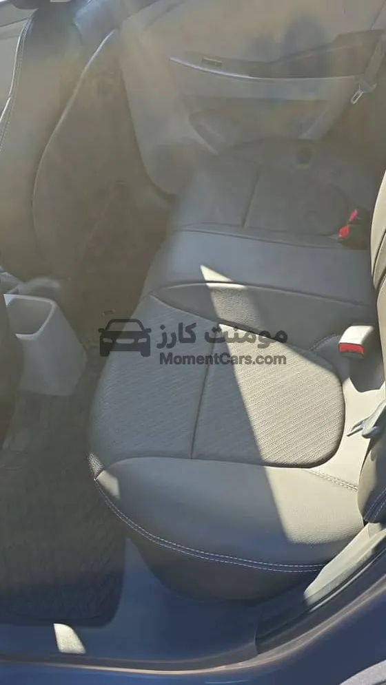 هيونداي أكسنت 2015 اتوماتيك فرش جلد للبيع