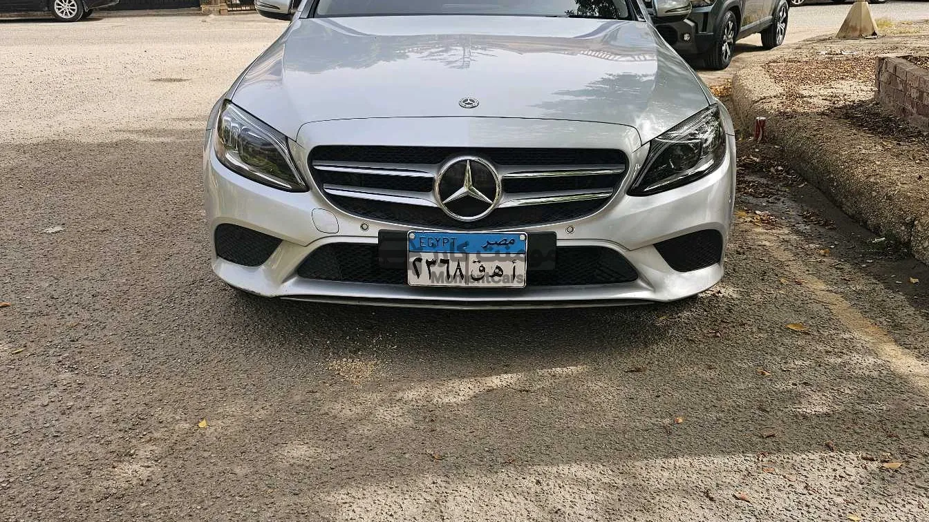 مرسيدس C200 موديل 2019 للبيع