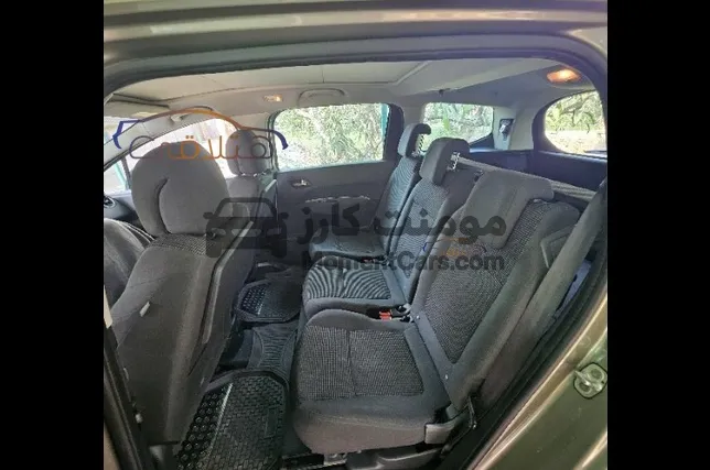 بيجو 5008 اتوماتيك 2015 للبيع