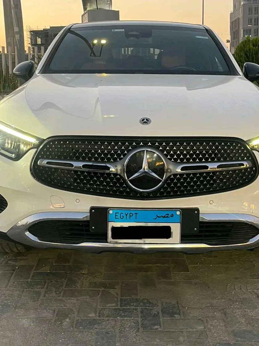 مرسيدس GLC 200 موديل 2024 للبيع