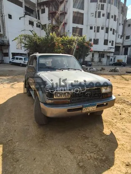 تويوتا لاند كروزر VXS 2021 للبيع