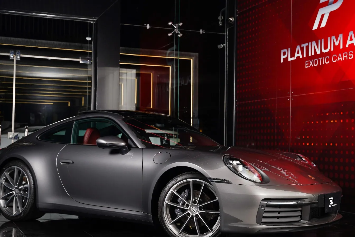 بورش 911 كاريرا 2024 جديدة للبيع