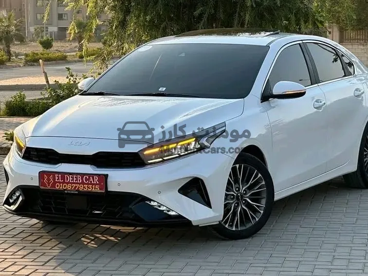 كيا K3 2022 سيدان اعلي مواصفات للبيع