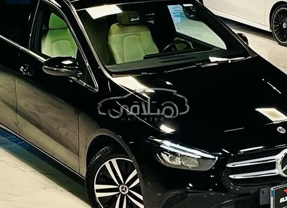 مرسيدس B 200 موديل 2013 للبيع