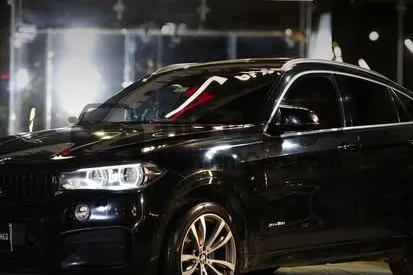 بي ام دبليو X6 xDrive 50i موديل 2017 للبيع