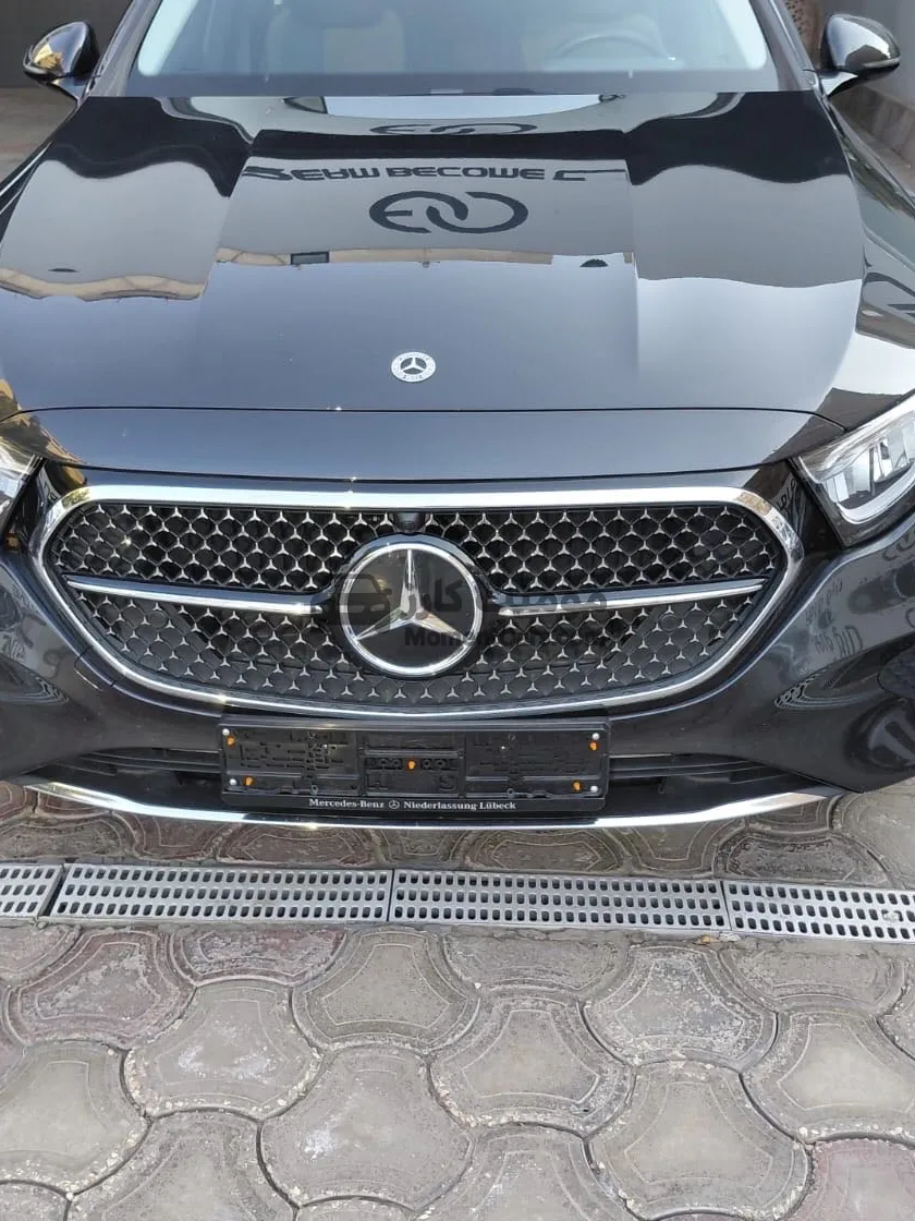 مرسيدس E200 2024 سيدان بانوراما للبيع