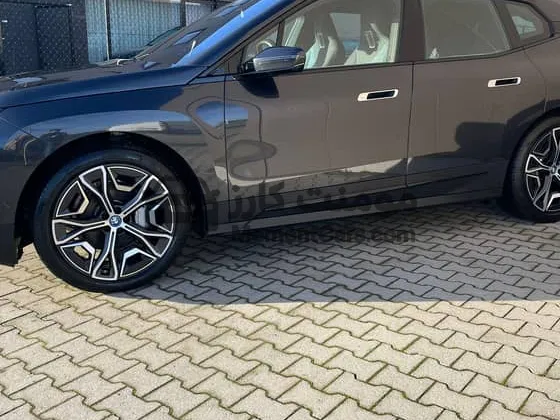 بي ام دبليو BMW iX 2022 للبيع