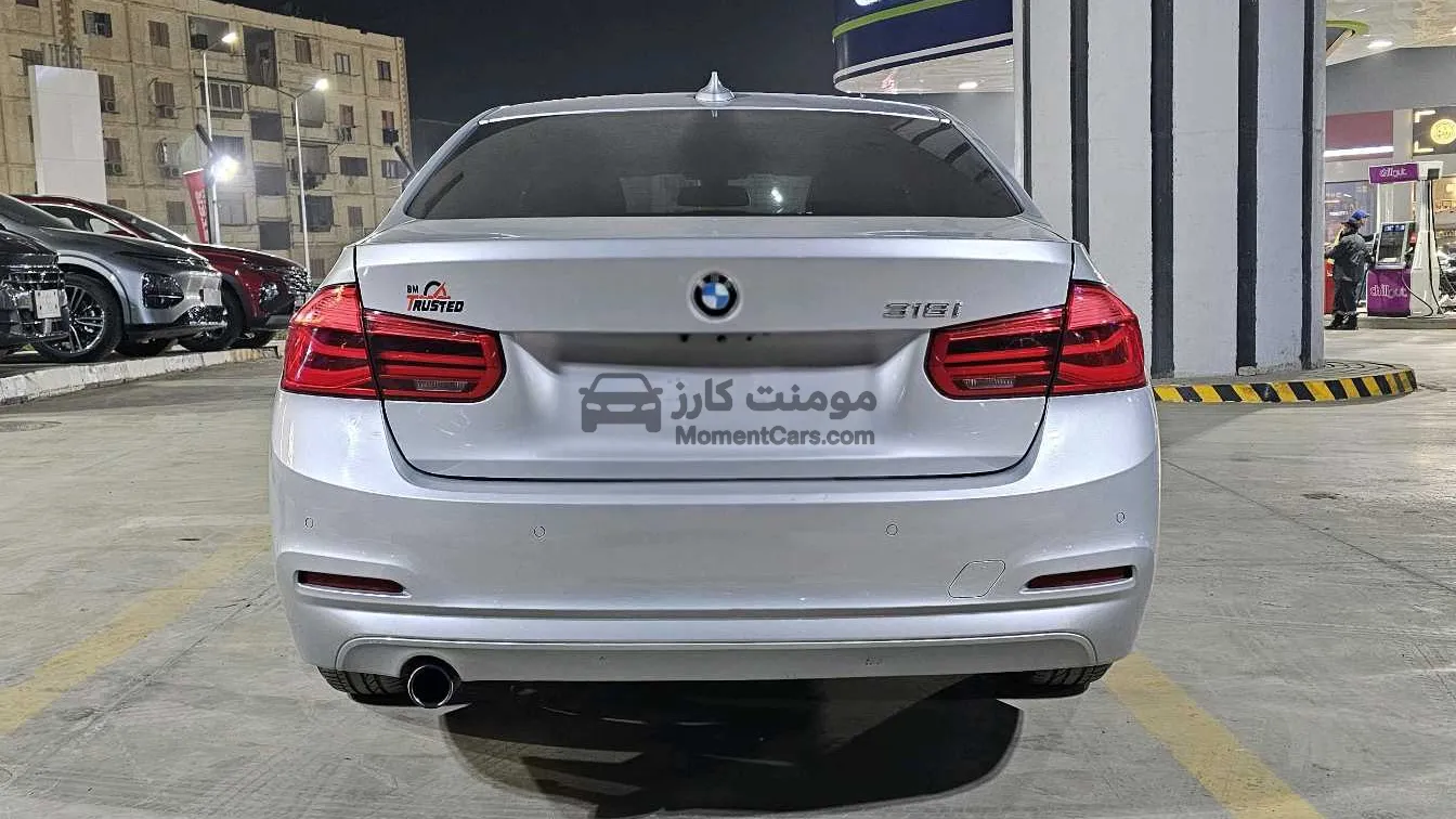 بي ام دبليو 318i موديل 2019 للبيع