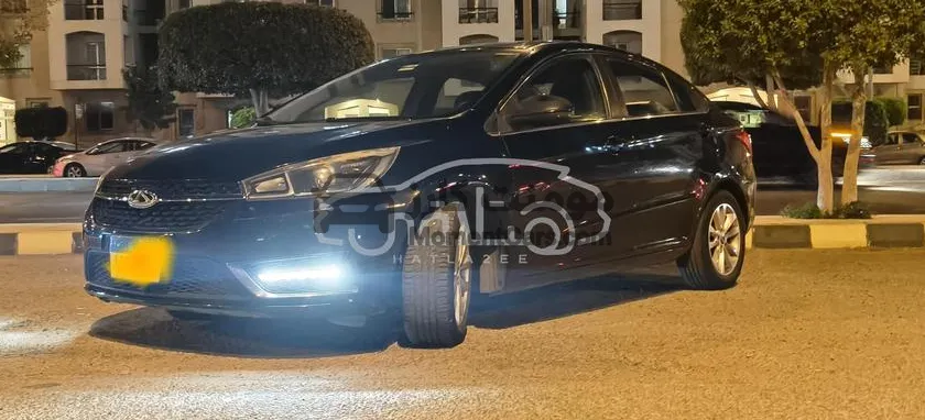 نيسان تيدا 2015 للبيع