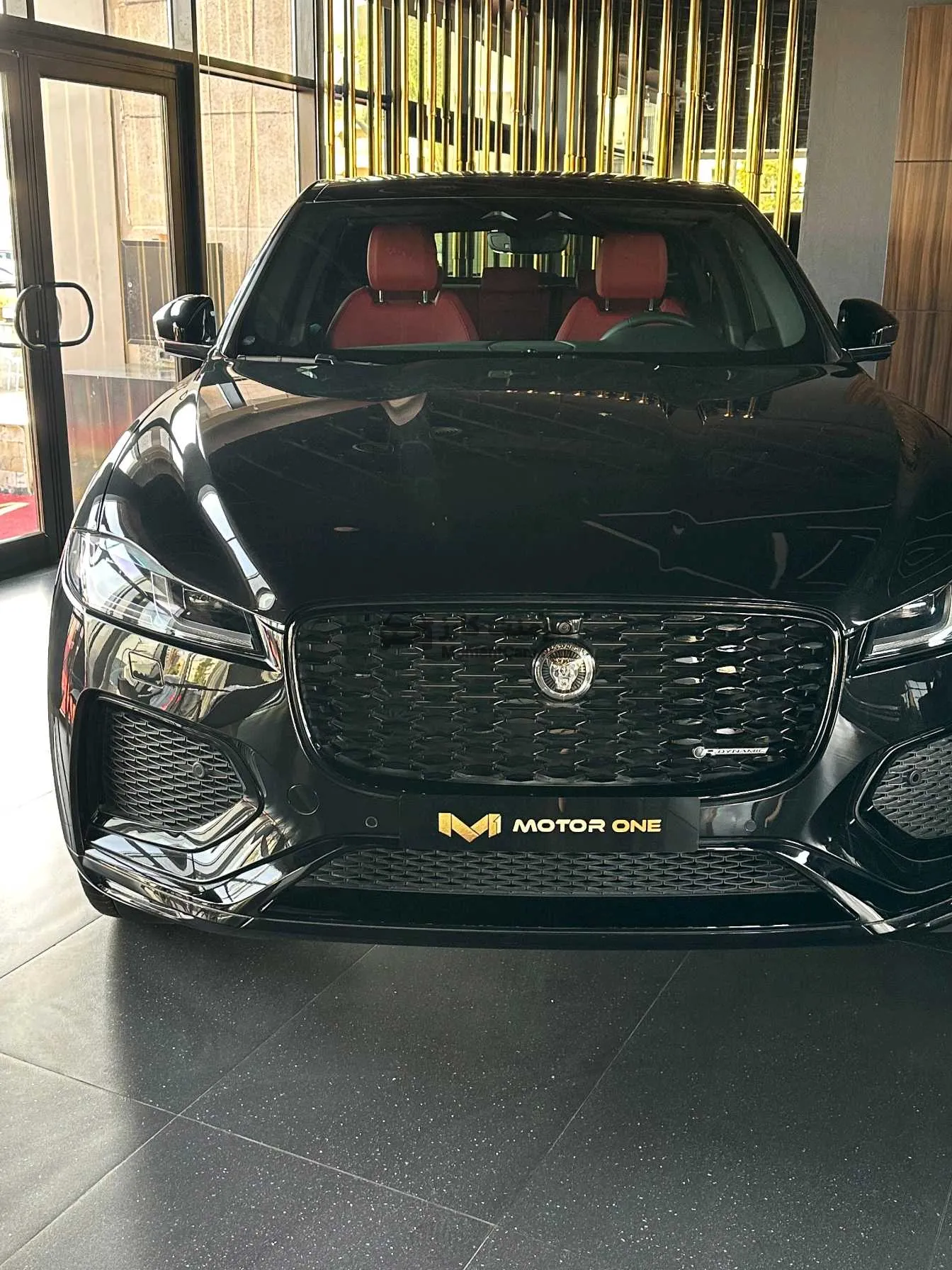 جاكوار F-PACE 2025 زيرو للبيع