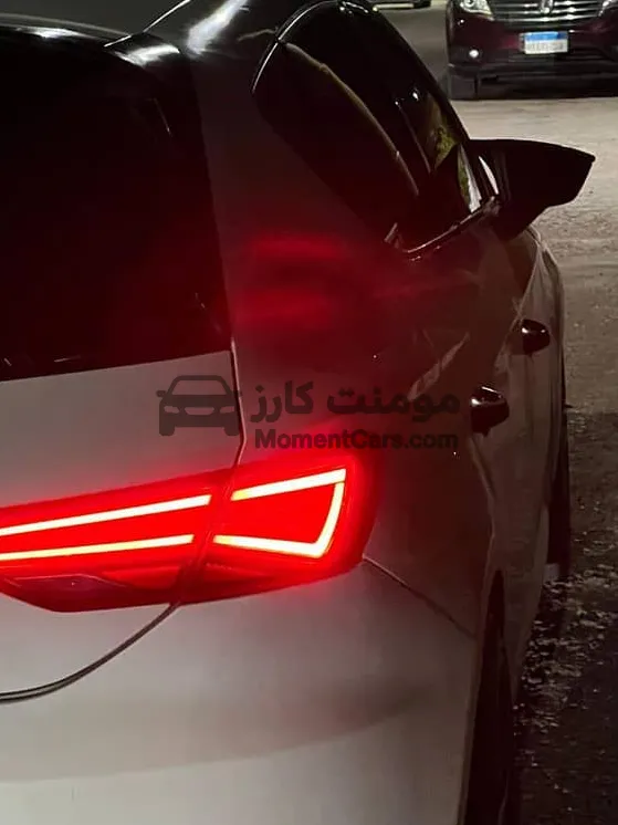 سيات ليون 2019 للبيع