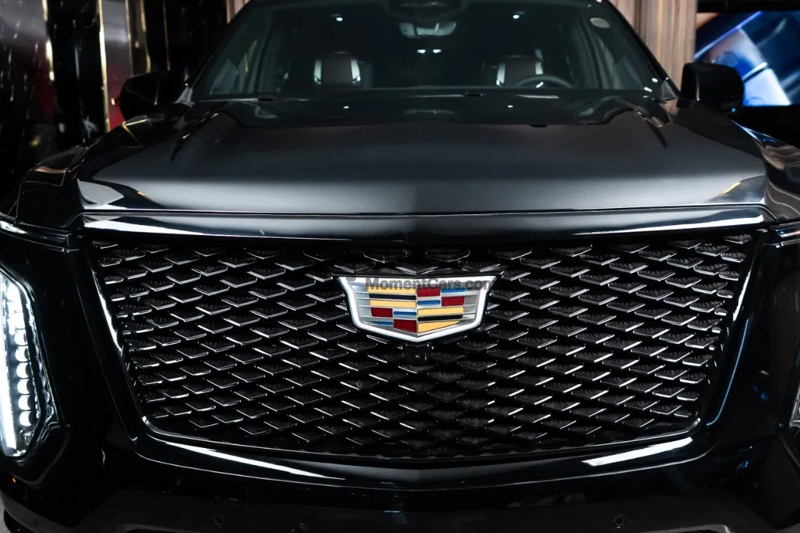 كاديلاك اسكاليد 2025 جديدة 6.2 لتر V8 للبيع