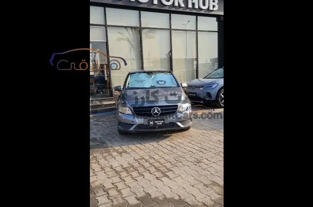 مرسيدس B 180 هاتشباك 2014 أتوماتيك للبيع