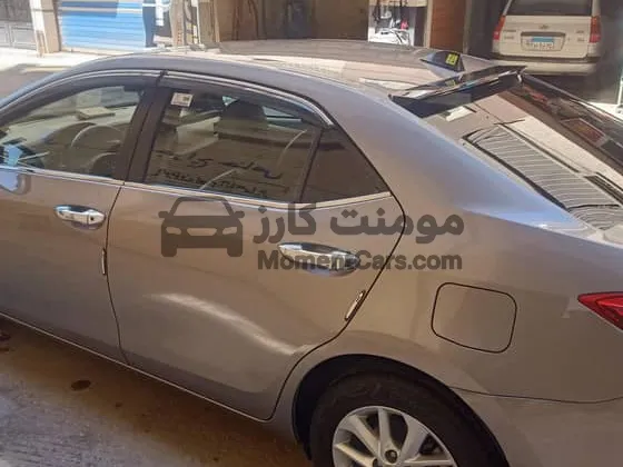 تويوتا كورولا 2016 خليجي للبيع - الفئة الثانية