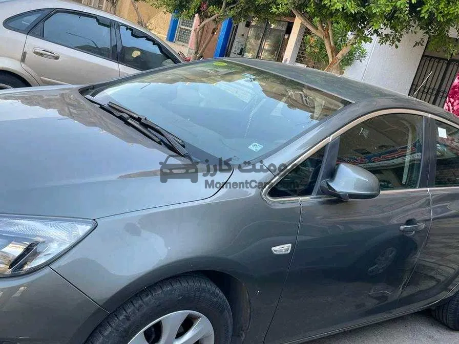أوبل أسترا 2020 سيدان أوتوماتيك للبيع