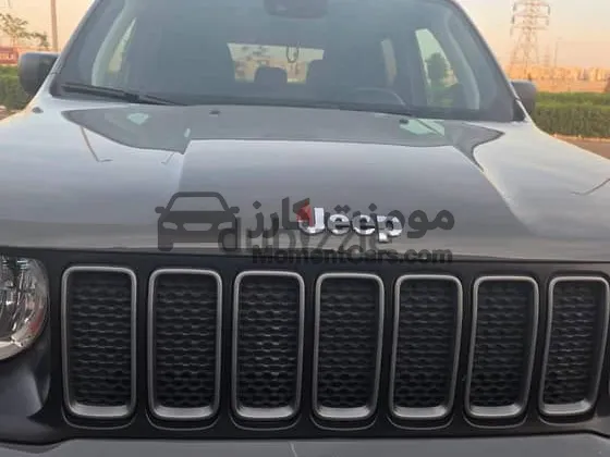 للبيع جيب رينجيد 2022 Latitude نسخة أمريكي