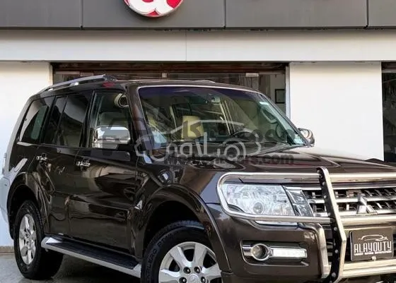 ميتسوبيشي باجيرو 3.5 GLS موديل 2020 للبيع