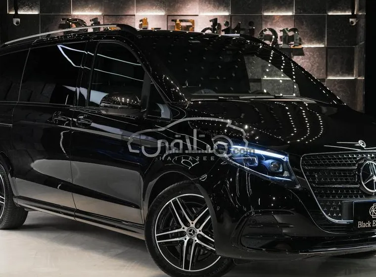 مرسيدس V300 AMG موديل 2025 للبيع