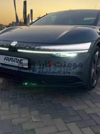 زيكر 007 سيدان 2024 كهرباء 422 حصان للبيع