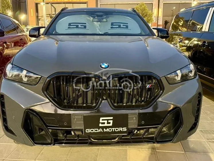 بي ام دبليو X6 M60i موديل 2024 للبيع