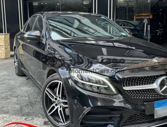 مرسيدس C300 AMG موديل 2020 فابريكة بالكامل للبيع في مدينة نصر