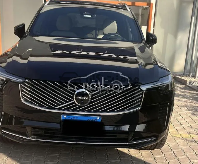 فولفو XC90 2026 للبيع