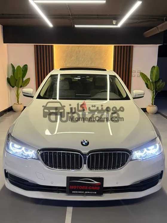 BMW 520i Luxury Line 2019 للبيع