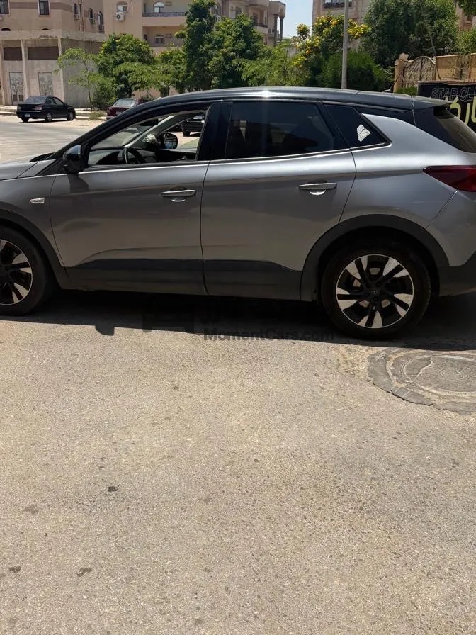 أوبل جراند لاند 2022 SUV للبيع