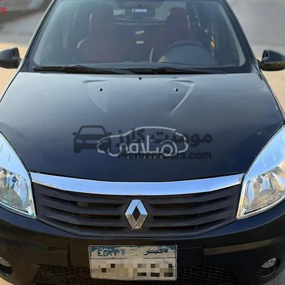رينو سانديرو 2013 أوتوماتيك للبيع